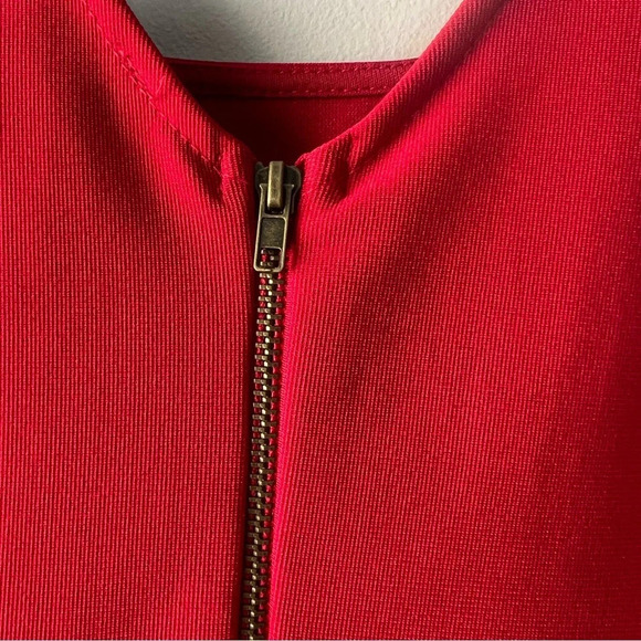Lulu’s Red sleeveless v-neck dress zipper on back size XS Short Mini Homecoming - Picture 6 of 8